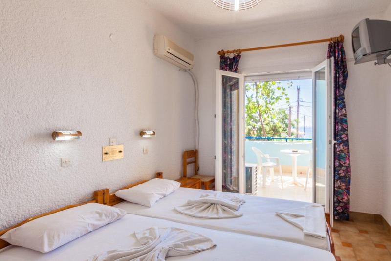 Paris Beach Hotel 아이레언 외부 사진